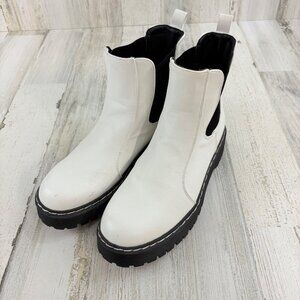 Sincerely Jules White  Leather Chelsea Boots Women Size 9.5